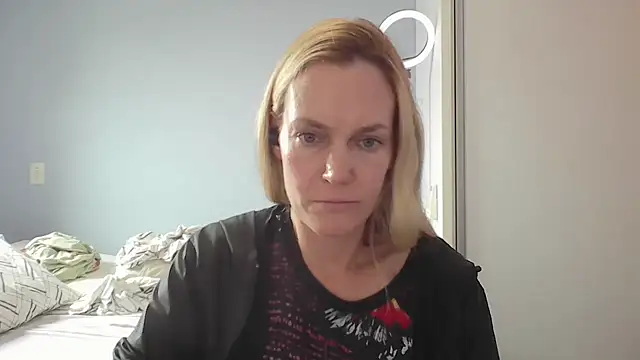 Snapshot of Annylove1 chatting on March 9, 2026, 4:54 pm Annylove1 online show from March 9, 2026, 4:54 pm