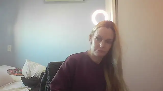 Snapshot of Annylove1 chatting on July 16, 2026, 10:56 am Annylove1 online show from July 16, 2026, 10:56 am