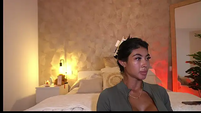 Snapshot of KalaBeckett_ chatting on July 28, 2026, 12:01 pm KalaBeckett online show from July 28, 2026, 12:01 pm
