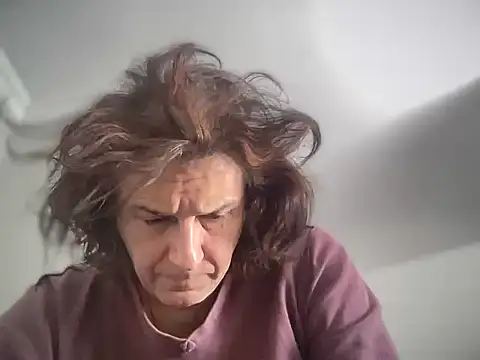 Snapshot of ALPHANDRE chatting on October 9, 2025, 6:58 am ALPHANDRE online show from October 9, 2025, 6:58 am