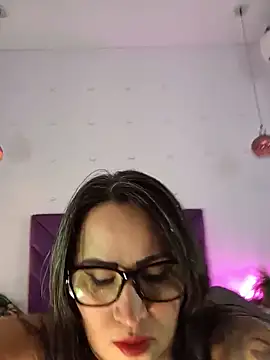 Snapshot of haileystone chatting on June 14, 2026, 12:17 pm haileystone online show from June 14, 2026, 12:17 pm