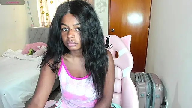 Snapshot of charlott7 chatting on May 23, 2026, 2:38 pm charlott7 online show from May 23, 2026, 2:38 pm