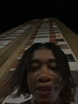  yisela  online show from June 12, 2026, 1:25 am
