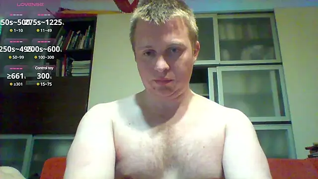 Snapshot of Matttthees chatting on March 9, 2025, 3:54 am Matttthees online show from March 9, 2025, 3:54 am