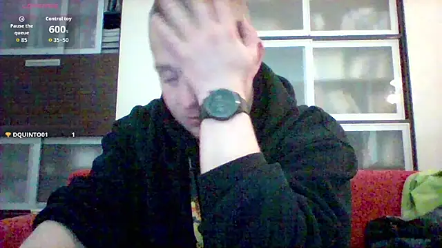 Snapshot of Matttthees chatting on November 11, 2025, 12:16 am Matttthees online show from November 11, 2025, 12:16 am