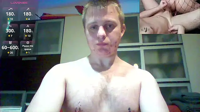 Snapshot of Matttthees chatting on February 28, 2025, 11:01 pm Matttthees online show from February 28, 2025, 11:01 pm