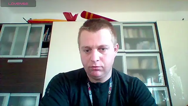 Snapshot of Matttthees chatting on November 8, 2025, 8:18 am Matttthees online show from November 8, 2025, 8:18 am