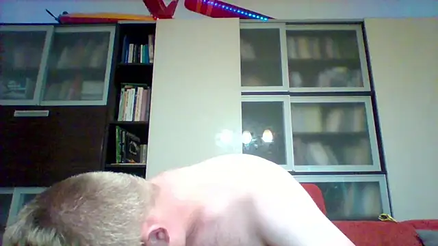 Snapshot of Matttthees chatting on September 11, 2025, 7:14 pm Matttthees online show from September 11, 2025, 7:14 pm