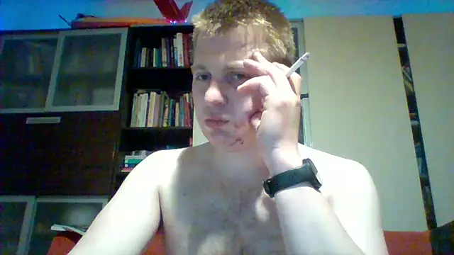 Snapshot of Matttthees chatting on February 25, 2025, 3:42 am Matttthees online show from February 25, 2025, 3:42 am