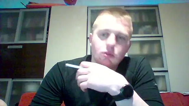Snapshot of Matttthees chatting on March 18, 2025, 4:07 am Matttthees online show from March 18, 2025, 4:07 am