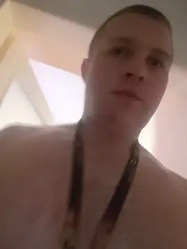 Snapshot of Matttthees chatting on November 21, 2025, 10:36 am Matttthees online show from November 21, 2025, 10:36 am