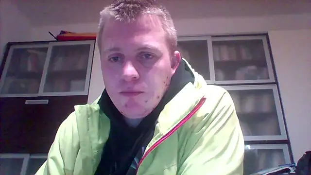 Snapshot of Matttthees chatting on February 13, 2025, 8:24 pm Matttthees online show from February 13, 2025, 8:24 pm