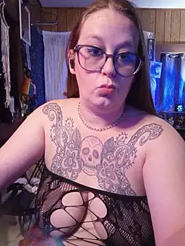 Snapshot of edgexchaos chatting on February 15, 2026, 3:18 am edgexchaos online show from February 15, 2026, 3:18 am