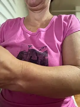 sweetmystery1 online show from October 20, 2025, 5:57 pm