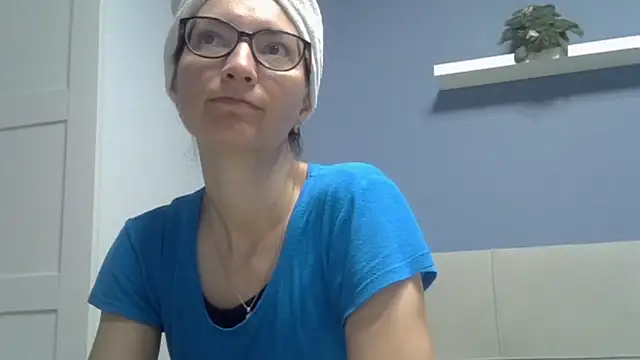 Snapshot of Ashleyspice chatting on May 28, 2026, 6:21 am Ashleyspice online show from May 28, 2026, 6:21 am