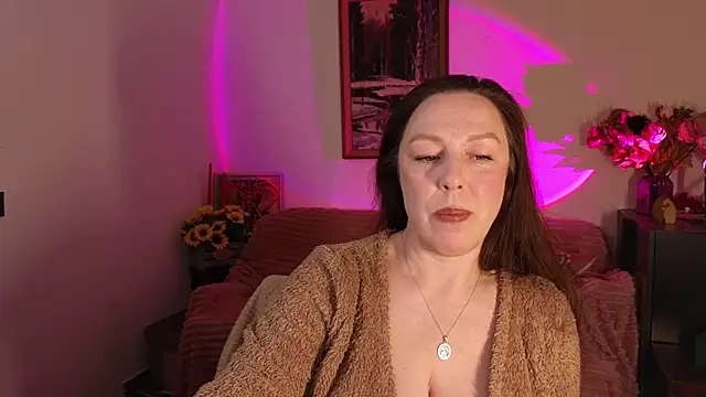Snapshot of vanessawis_ chatting on May 1, 2026, 12:26 am vanessawis online show from May 1, 2026, 12:26 am