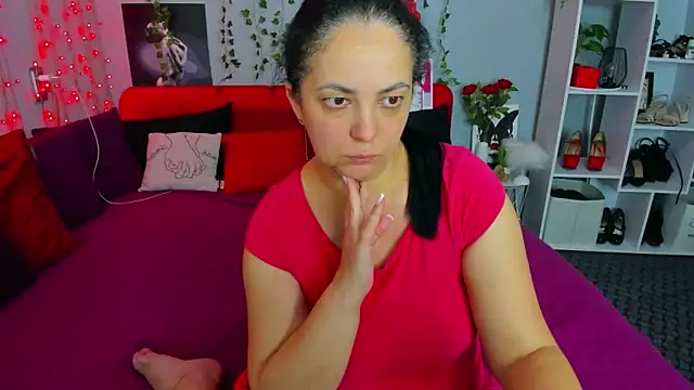 DarlingMilf online show from October 11, 2025, 6:09 pm