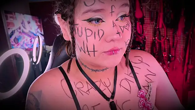 Laura takint online show from March 21, 2026, 9:08 pm