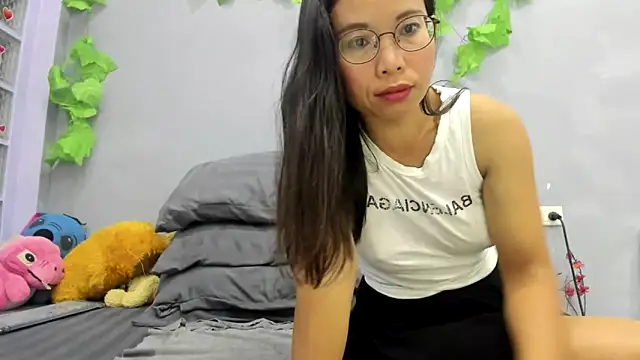 Snapshot of loveley_jenny chatting on April 28, 2026, 1:26 am loveley jenny online show from April 28, 2026, 1:26 am