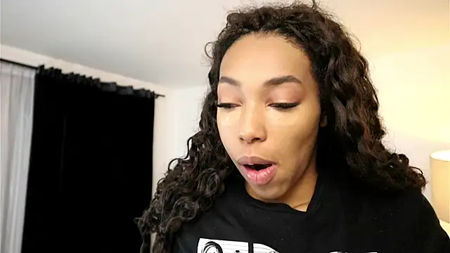 Valeriestyle online show from October 15, 2025, 3:49 am