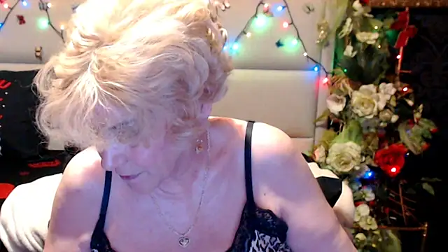 HappyWomanOn online show from June 11, 2026, 9:28 am