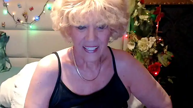 HappyWomanOn online show from June 10, 2026, 9:54 am