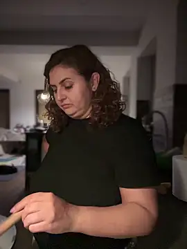 Snapshot of AnneKane chatting on October 3, 2025, 6:09 pm AnneKane online show from October 3, 2025, 6:09 pm