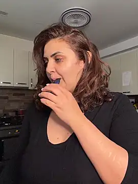 AnneKane online show from February 2, 2026, 2:49 pm