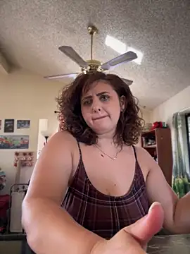 Snapshot of AnneKane chatting on February 27, 2025, 8:31 pm AnneKane online show from February 27, 2025, 8:31 pm