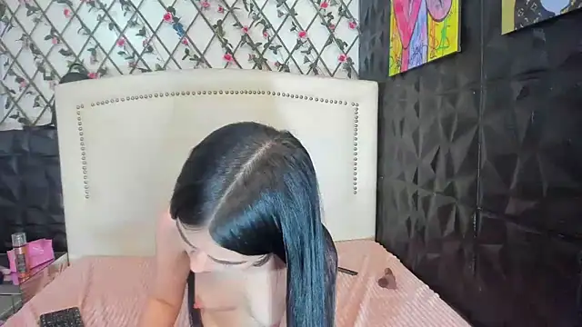 ArianaSmith69 online show from February 13, 2025, 5:11 pm