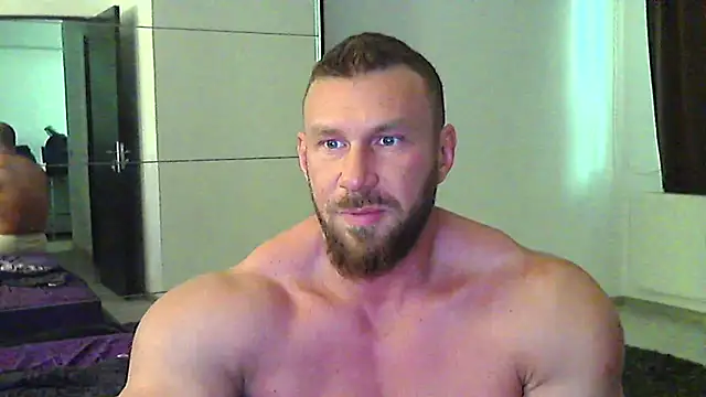 muscularkevin online show from May 1, 2026, 12:21 pm
