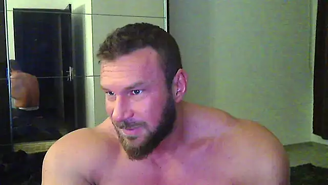 muscularkevin online show from February 10, 2026, 4:55 am