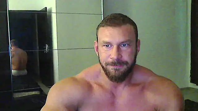 Snapshot of muscularkevin chatting on August 6, 2026, 3:34 am muscularkevin online show from August 6, 2026, 3:34 am