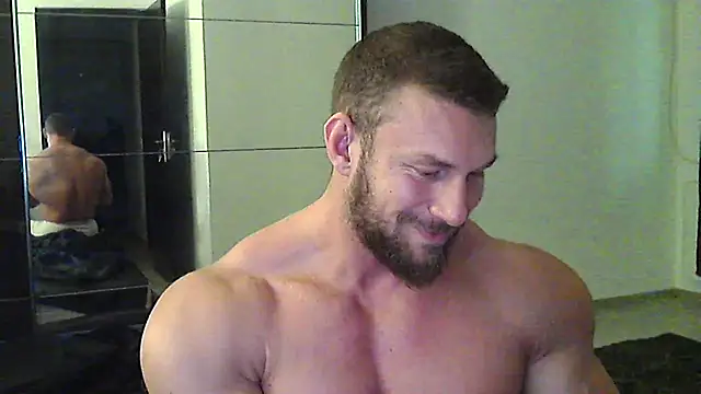 Snapshot of muscularkevin chatting on November 20, 2025, 2:18 pm muscularkevin online show from November 20, 2025, 2:18 pm