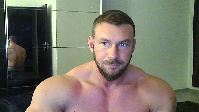 Snapshot of muscularkevin chatting on October 19, 2025, 3:20 am muscularkevin online show from October 19, 2025, 3:20 am