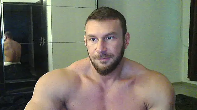 Snapshot of muscularkevin chatting on November 16, 2025, 2:00 pm muscularkevin online show from November 16, 2025, 2:00 pm