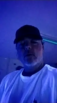 Hotredheadandtoungelasher online show from February 20, 2025, 7:12 am
