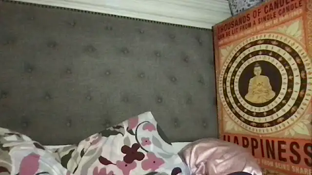 LuLuValenttine101 online show from February 23, 2026, 9:21 am