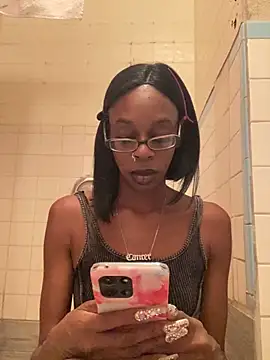 Jasmine FullsShine online show from July 7, 2026, 5:43 am