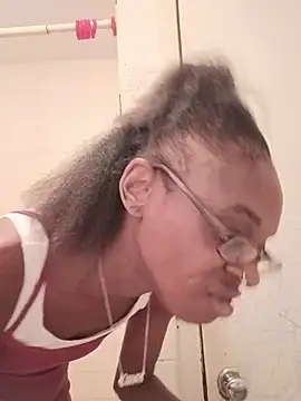Jasmine FullsShine online show from July 3, 2026, 8:04 pm