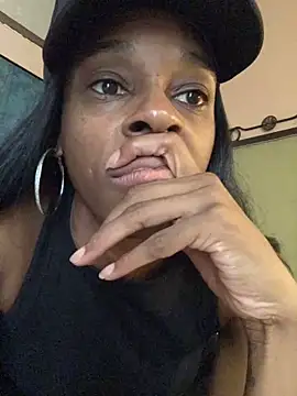 Snapshot of Jasmine_FullsShine chatting on March 10, 2026, 10:14 pm Jasmine FullsShine online show from March 10, 2026, 10:14 pm