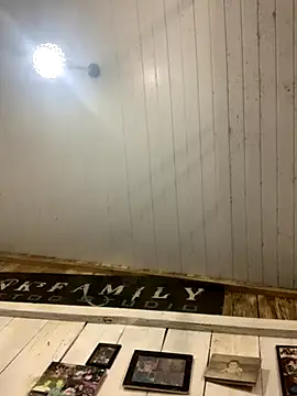 Snapshot of raphadoors19 chatting on October 12, 2025, 1:40 am raphadoors19 online show from October 12, 2025, 1:40 am