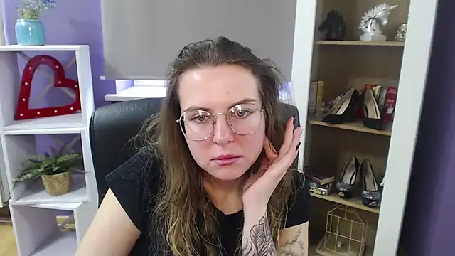 Zoey Erotic online show from March 21, 2025, 9:01 am