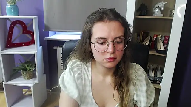 Zoey Erotic online show from February 18, 2025, 11:44 am