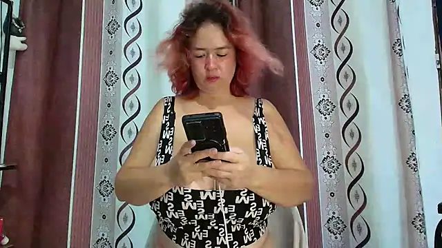 Snapshot of brenlissy89 chatting on November 8, 2025, 7:28 pm brenlissy89 online show from November 8, 2025, 7:28 pm