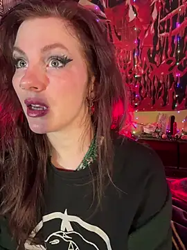 Snapshot of courtneyoccult chatting on November 28, 2025, 11:16 pm courtneyoccult online show from November 28, 2025, 11:16 pm