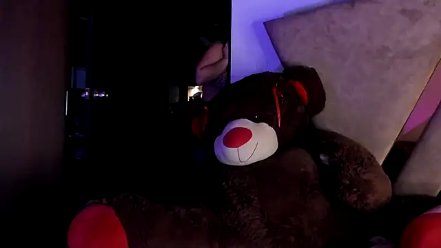 Snapshot of GiselReyes chatting on October 17, 2025, 10:55 pm GiselReyes online show from October 17, 2025, 10:55 pm