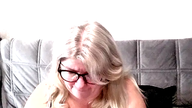 Diana 49 online show from February 25, 2026, 2:39 pm