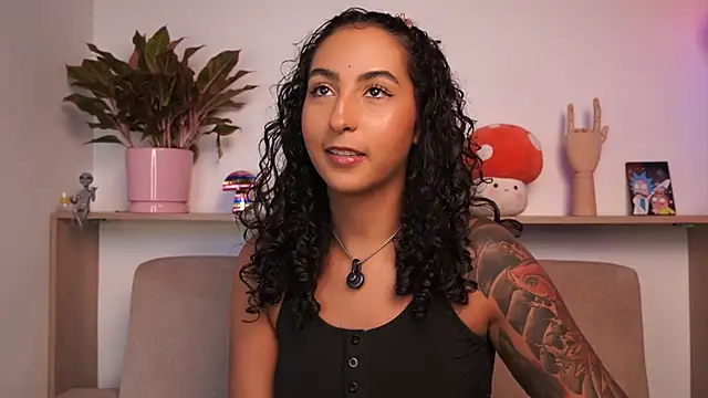 Snapshot of agatha_collins_ chatting on June 28, 2026, 9:10 pm agatha collins online show from June 28, 2026, 9:10 pm
