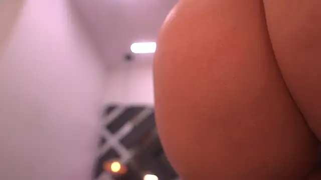 Snapshot of violeta_aroca chatting on October 16, 2025, 3:04 am violeta aroca online show from October 16, 2025, 3:04 am